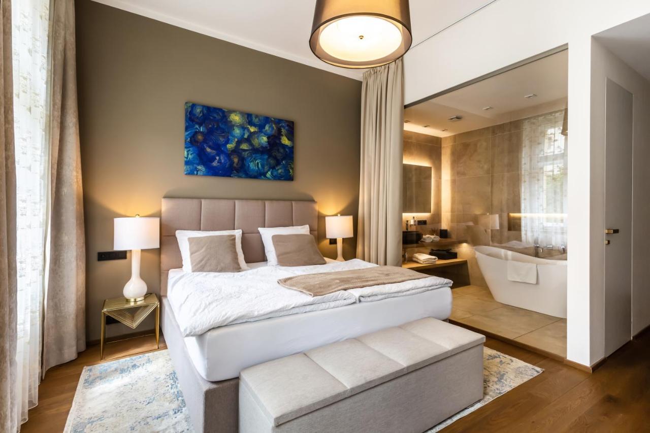 Luxury Riverside * Praga