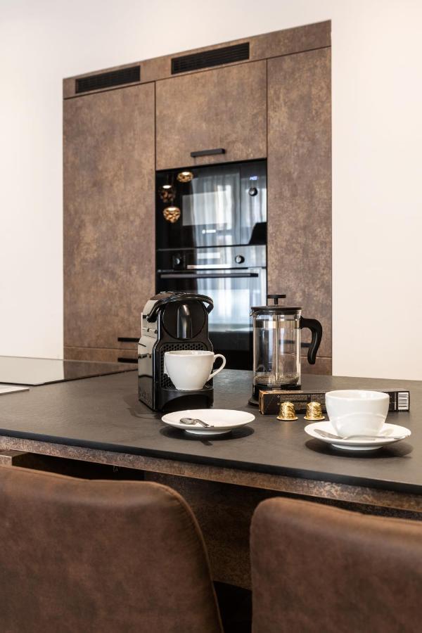 Luxury Riverside Apartamento